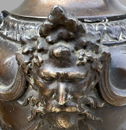 EARLY C20TH ORNATE FRENCH BRONZE LAMPS WITH MARBLE BASES - ADDITIONAL PHOTO 4