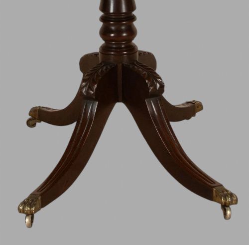 A GEORGIAN MAHOGANY SIDE TABLE - ADDITIONAL PHOTO 3