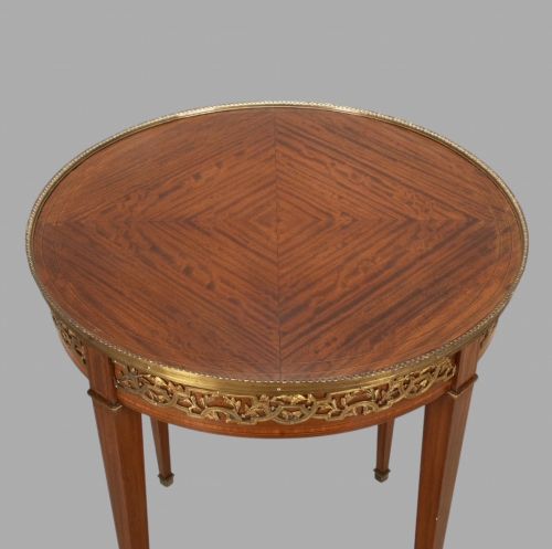 AN ATTRACTIVE FRENCH EMPIRE TABLE - ADDITIONAL PHOTO 1