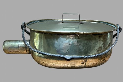 A LARGE FRENCH DAUBIERE BRASS 19THC COOKING POT - ADDITIONAL PHOTO 2