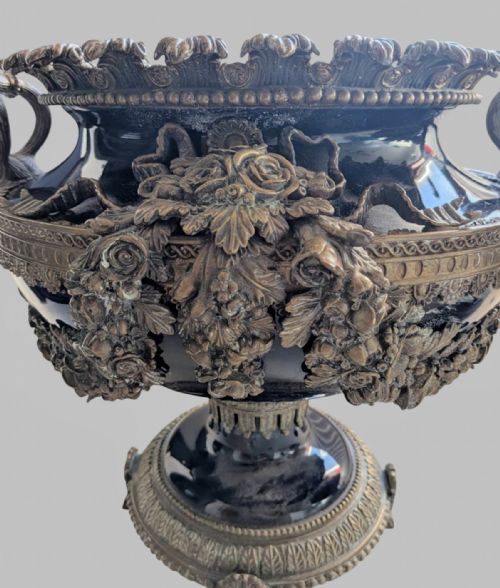 A FABULOUS PAIR OF 19TH CENTURY FRENCH BLUE CERAMIC JARDINIR'S - ADDITIONAL PHOTO 8