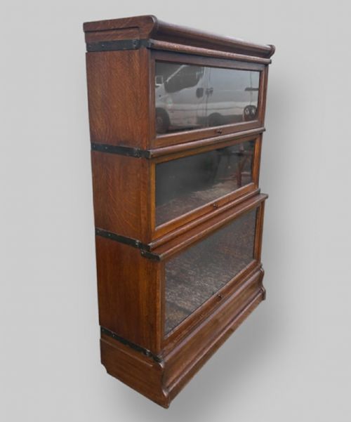 AN EARLY C20TH GLOBE WERNICKE BARRISTER BOOKCASE - ADDITIONAL PHOTO 1