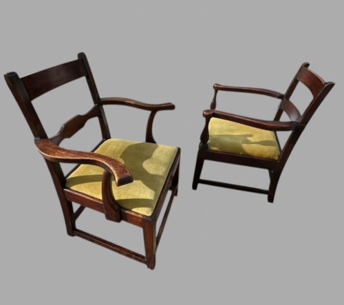 A HANDSOME PAIR OF EARLY 19THCENTURY ENGLISH COUNTRY ARMCHAIRS - ADDITIONAL PHOTO 2