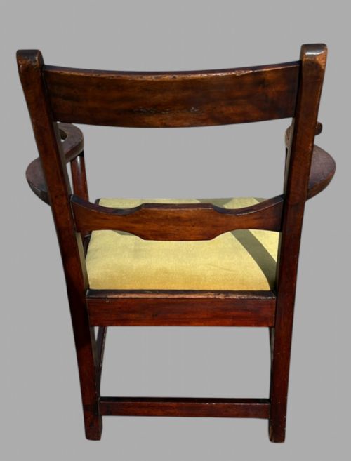 A HANDSOME PAIR OF EARLY 19THCENTURY ENGLISH COUNTRY ARMCHAIRS - ADDITIONAL PHOTO 5