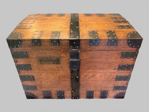 VICTORIAN METALBOUND PAINTED TRAVELLING TRUNK WITH RED INTERIOR - ADDITIONAL PHOTO 1