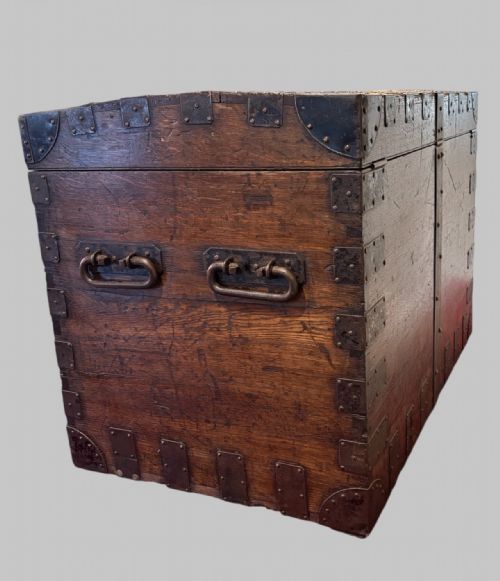 VICTORIAN IRONBOUND OAK SILVER CHEST BOND STREET SILVERSMITH RETAILER - ADDITIONAL PHOTO 2