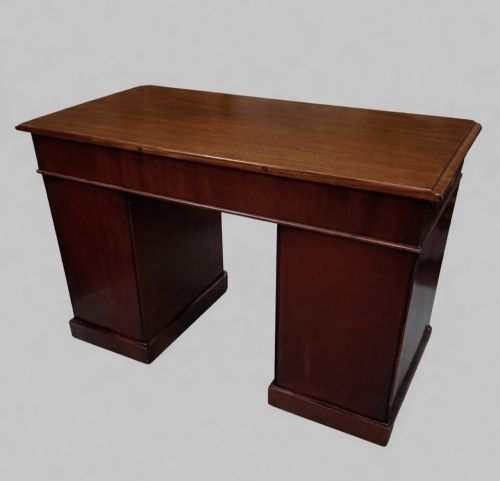 VICTORIAN WALNUT PEDESTAL DESK C18601880 - ADDITIONAL PHOTO 2