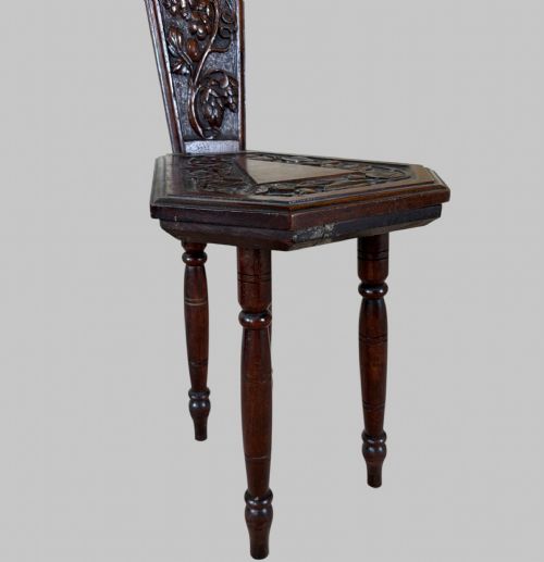A LOVELY WELSH OAK SPINNING CHAIR - ADDITIONAL PHOTO 3