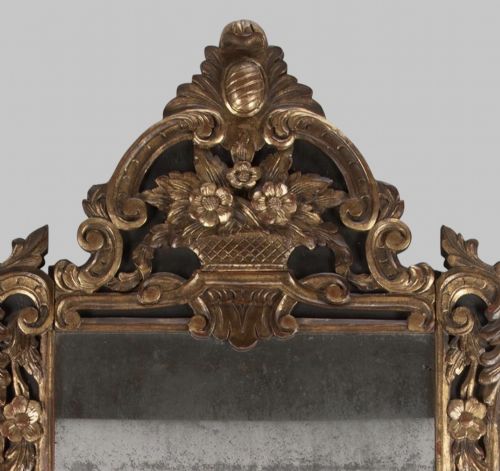 A FRENCH GILT AND EBONISED 18THC MIRROR - ADDITIONAL PHOTO 1