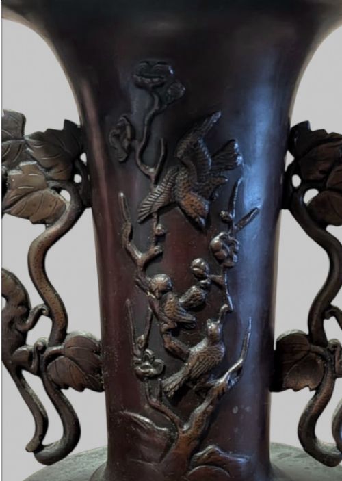 A PAIR OF JAPANESE MEIJI PERIOD BRONZE VASES - ADDITIONAL PHOTO 8