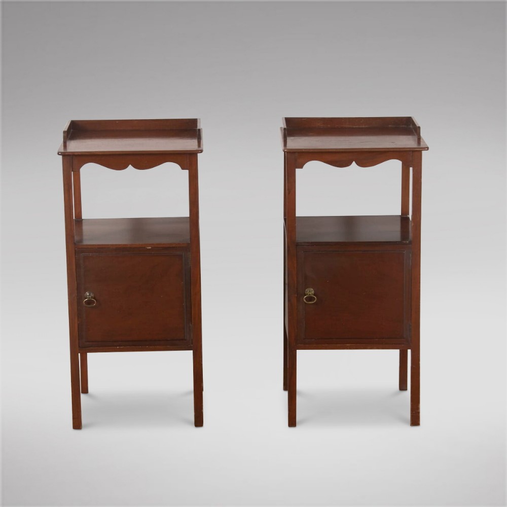 A Pair English Mahogany Bedside Tables