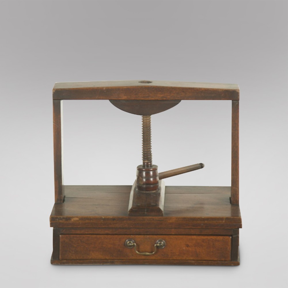 A 18thc English Oak Book Press 