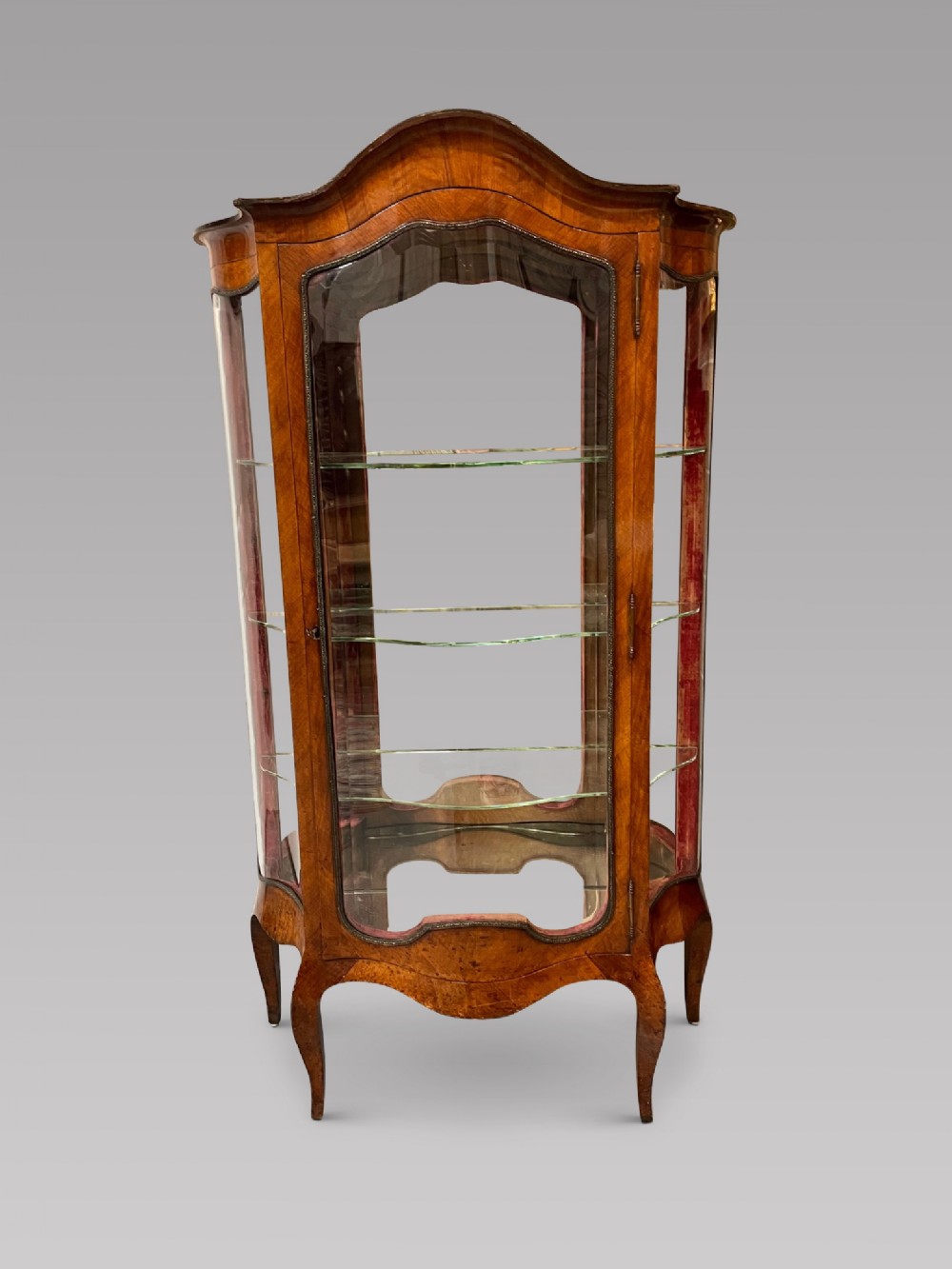 French 19thc Kingwood Serpentine Vitrine Display Cabinet