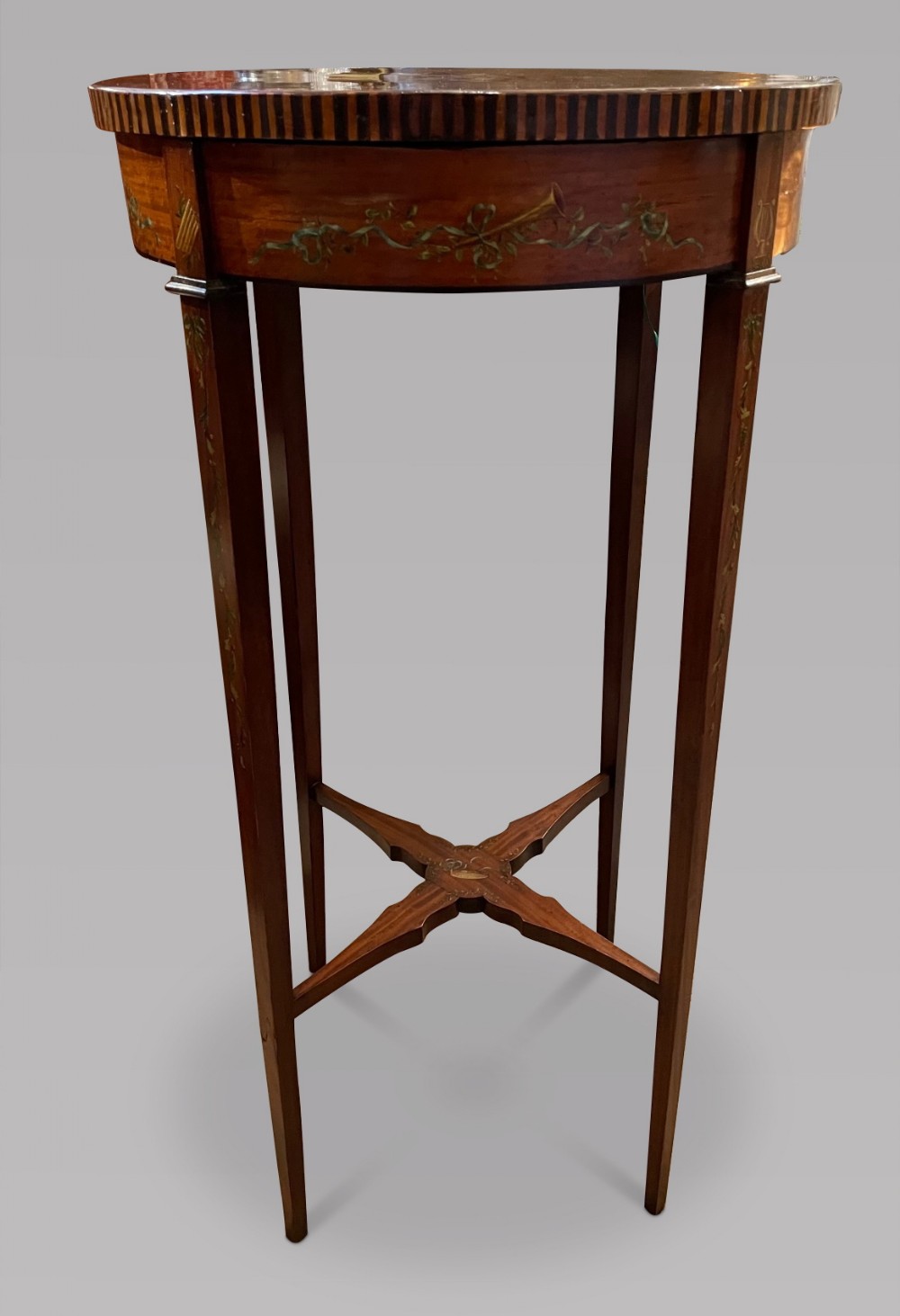 An Attractive Circular c1890 Sheraton Revival Table