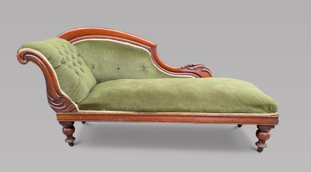 A Victorian Chaise Longue