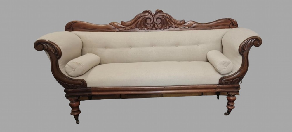 A Mahogany Victorian Show Framed Sofa 
