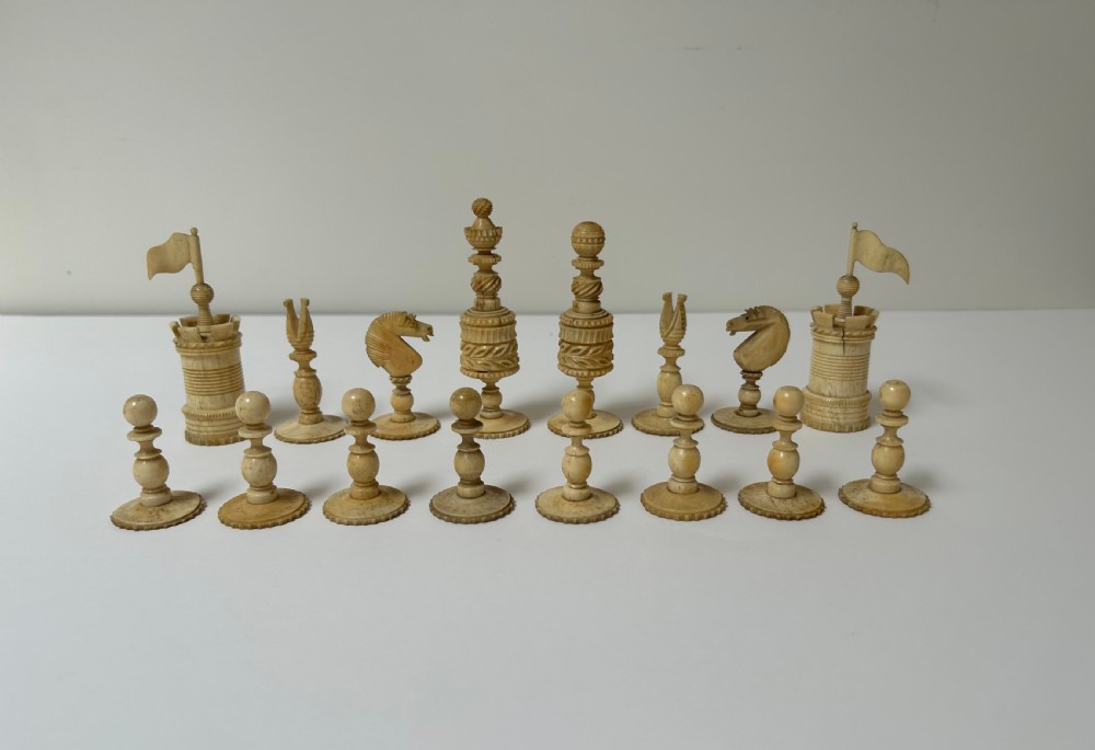 A 19thc Bone Barleycorn Chest Set View V