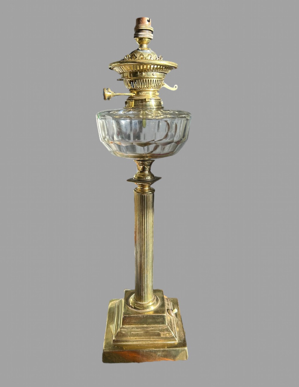 A Good Sized Victorian Brass Evered & Co Lamp
