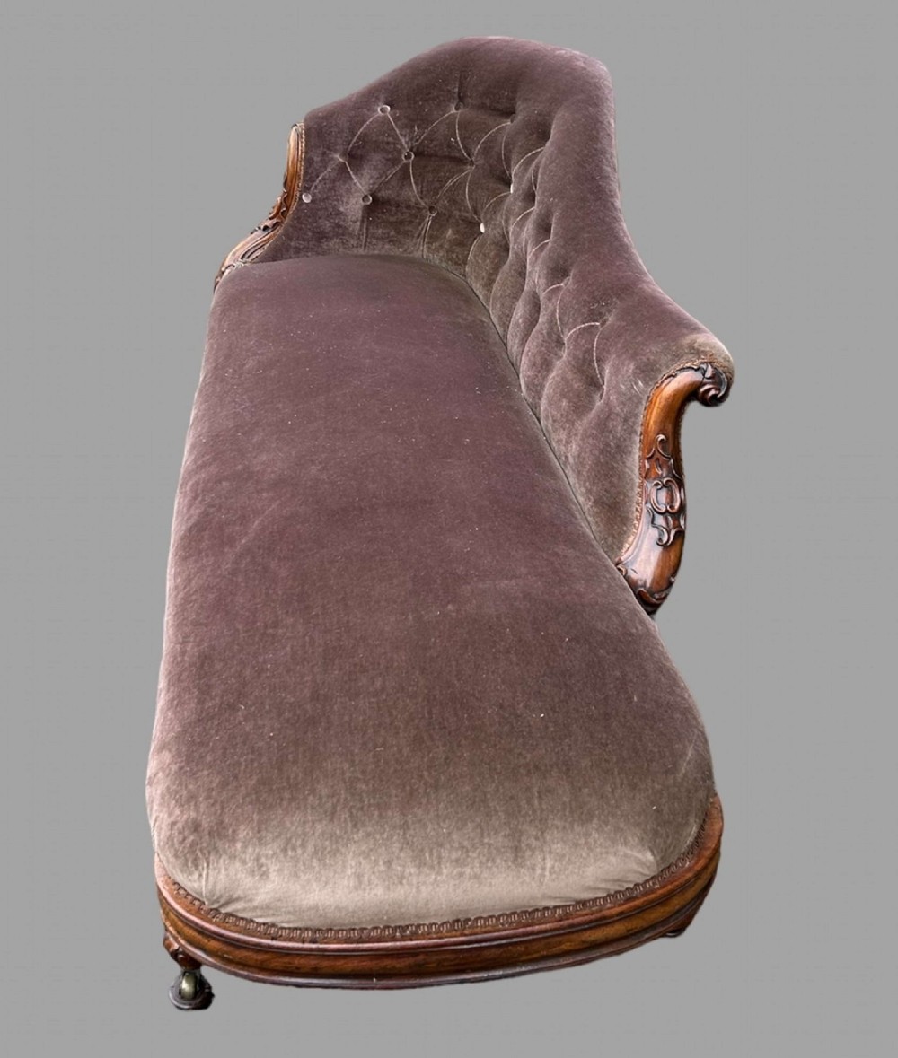 A Victorian Walnut Chaise Longue View III