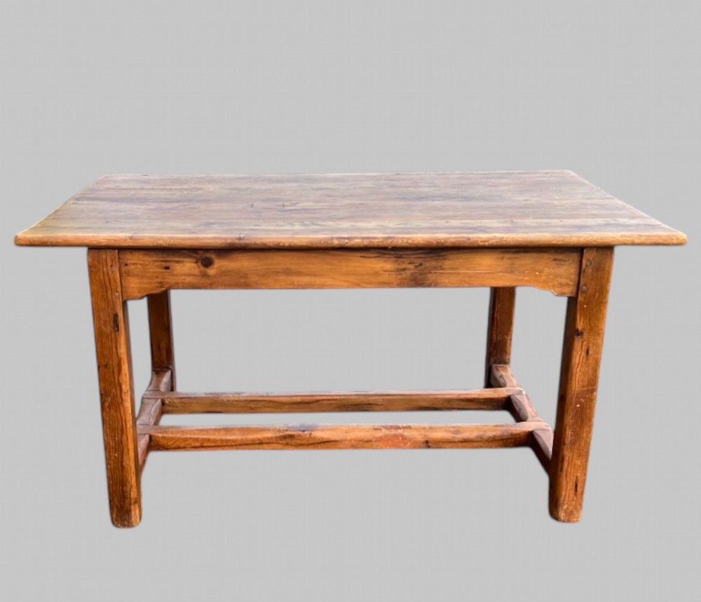 A Rustic Medium Sized Pine c1900 Farmhouse Table