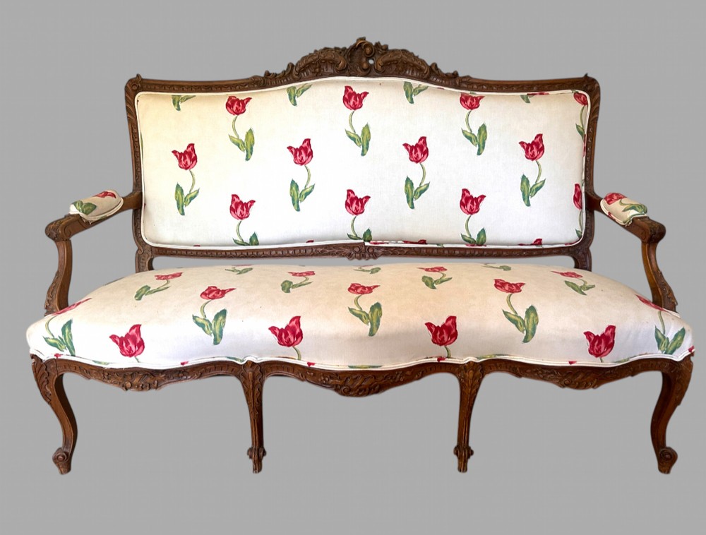 An Attractive French Early 20th Century Canapé