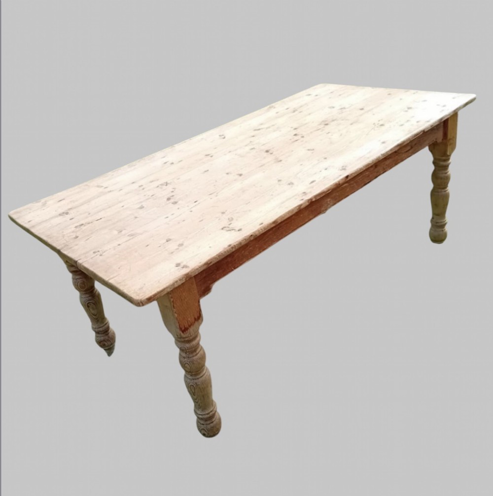 Victorian Scrubbed Pine Farmhouse Dining Table
