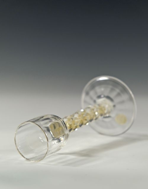 LIQUEUR GLASS THE FACET CUT STEM WITH GOLD FOIL INCLUSIONS C1900 - ADDITIONAL PHOTO 5