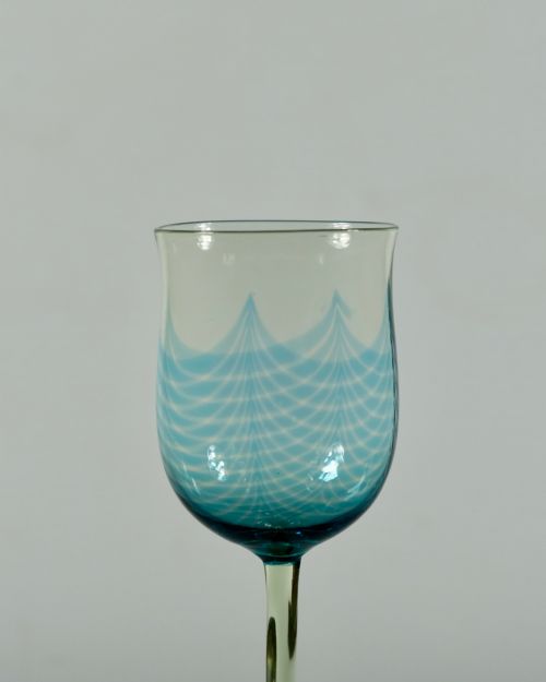 WINE GLASS WITH MELTED IN PULLED UP THREADS C1899 - ADDITIONAL PHOTO 2
