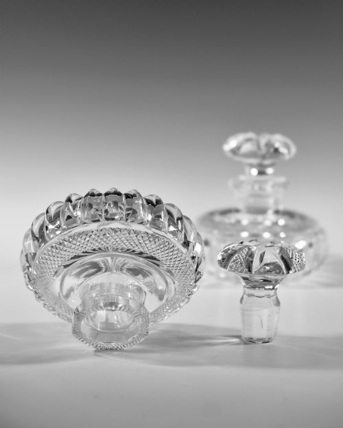 FINE PAIR OF CUT GLASS SCENT BOTTLES ENGLISH C1860 - ADDITIONAL PHOTO 5