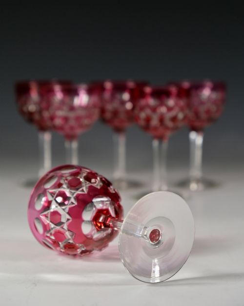 SET OF SIX CRANBERRY OVERLAY WINE GLASSES ENGLISH C1860 - ADDITIONAL PHOTO 3