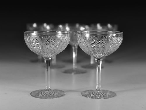 ANTIQUE CHAMPAGNE GLASSES SET OF EIGHT ENGLISH C1880 - ADDITIONAL PHOTO 4