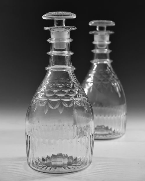 ANTIQUE DECANTERS PAIR IRISH C1820 - ADDITIONAL PHOTO 2