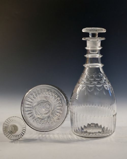 ANTIQUE DECANTERS PAIR IRISH C1820 - ADDITIONAL PHOTO 4