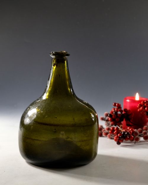ANTIQUE GLASS MALLET WINE BOTTLE ENGLISH C1725 - ADDITIONAL PHOTO 2