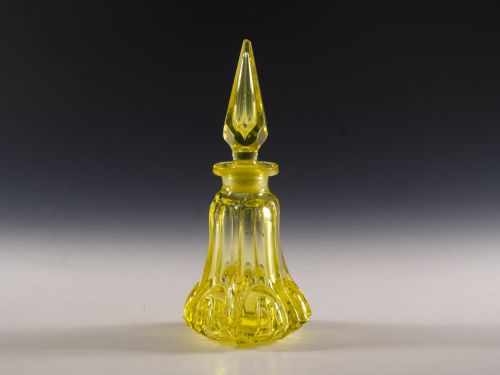 antique glass scent bottle english c1880 - CATEGORY: ANTIQUE GLASS - DATED 19TH CENTURY
