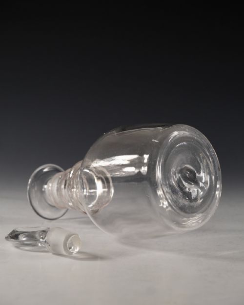 ANTIQUE GLASS DECANTER HALF SIZE ENGLISH C182 - ADDITIONAL PHOTO 4