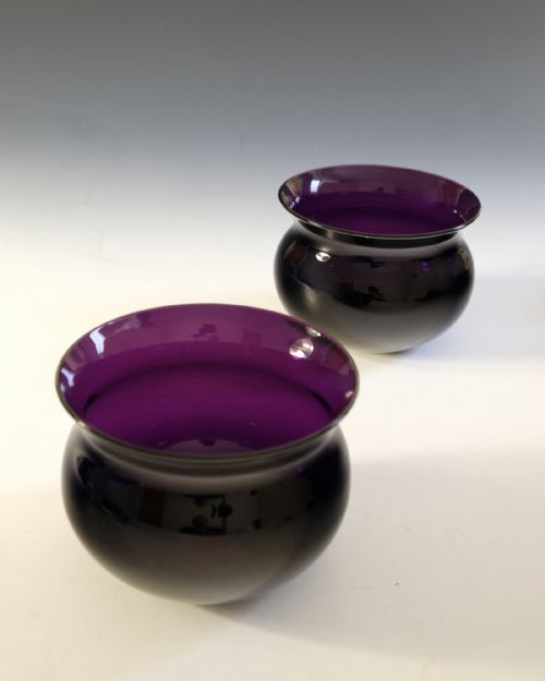 ANTIQUE GLASS PAIR OF AMETHYST FINGER BOWLS ENGLISH C1830 - ADDITIONAL PHOTO 1