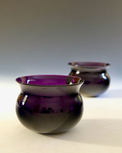 ANTIQUE GLASS PAIR OF AMETHYST FINGER BOWLS ENGLISH C1830 - ADDITIONAL PHOTO 2