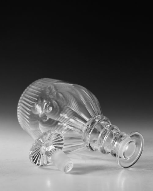 ANTIQUE GLASS DECANTER ENGLISH C1830 - ADDITIONAL PHOTO 3
