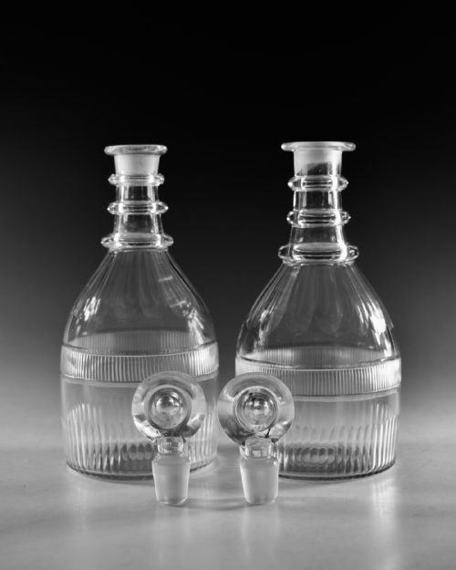 ANTIQUE GLASS PAIR OF DECANTERS ENGLISH C1830 - ADDITIONAL PHOTO 7