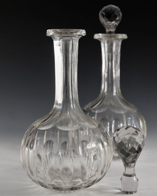 ANTIQUE GLASS PAIR OF MAGNUM DECANTERS ENGLISH C1880 - ADDITIONAL PHOTO 3