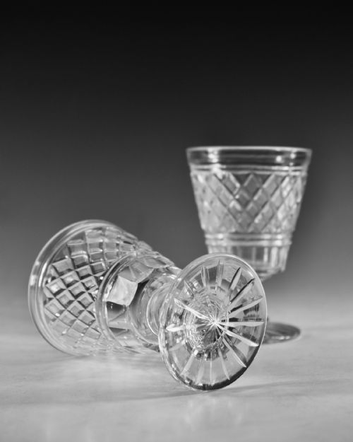 ANTIQUE GLASS PAIR OF RUMMERS C1820 - ADDITIONAL PHOTO 4