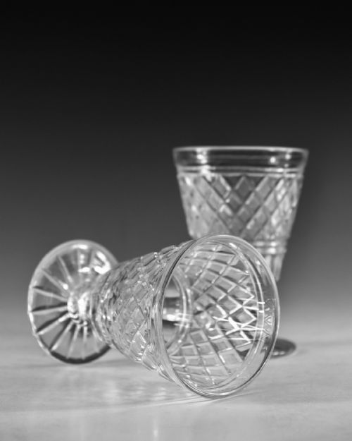 ANTIQUE GLASS PAIR OF RUMMERS C1820 - ADDITIONAL PHOTO 5