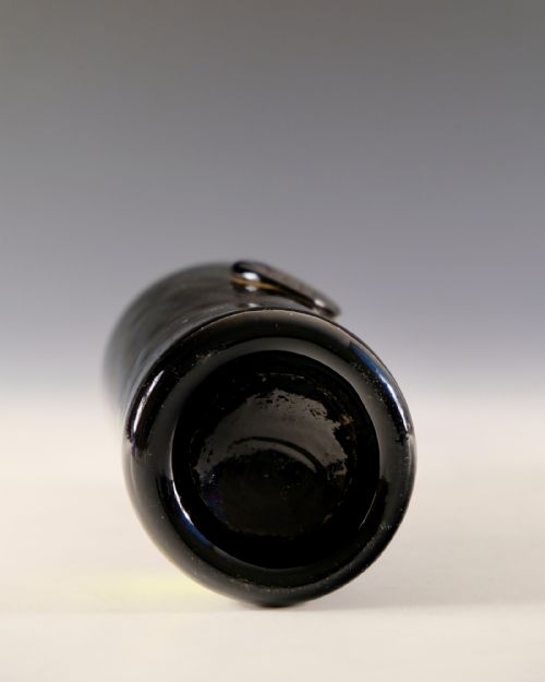 ANTIQUE GLASS SEALED WINE BOTTLE RHC 1815 - ADDITIONAL PHOTO 9
