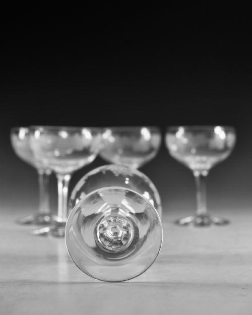 ANTIQUE GLASS SET OF SIX CHAMPAGNE GLASSES ENGLISH C1880 - ADDITIONAL PHOTO 7