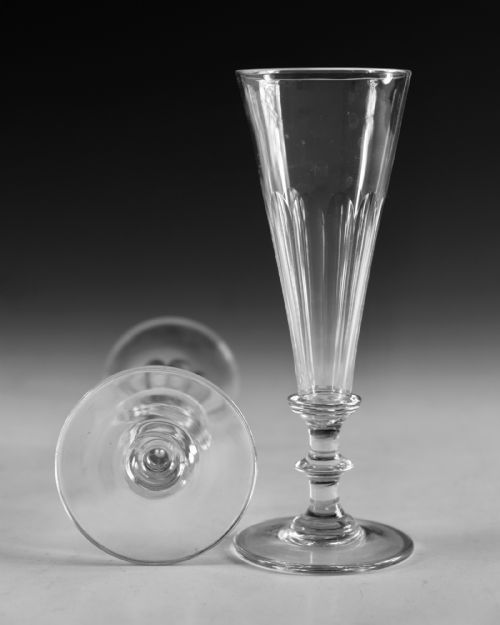 ANTIQUE GLASS NEAR PAIR OF CHAMPAGNE FLUTES ENGLISH C1830 - ADDITIONAL PHOTO 5