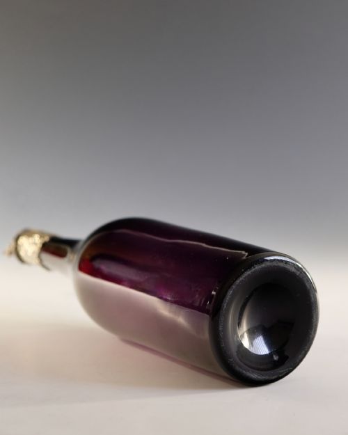 ANTIQUE GLASS AMETHYST SERVING BOTTLE ENGLISH C1830 - ADDITIONAL PHOTO 3