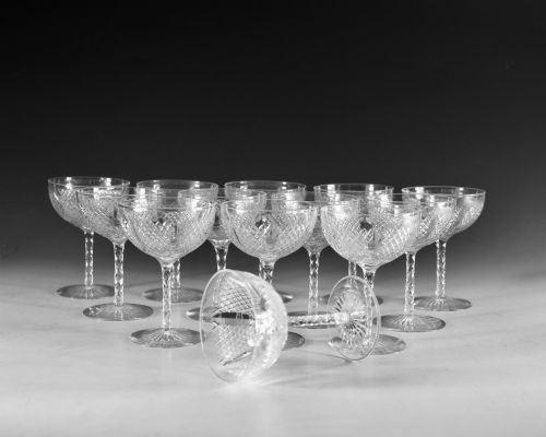 ANTIQUE GLASS SET OF 13 FINE QUALITY CHAMPAGNE GLASSES ENGLISH C1880 - ADDITIONAL PHOTO 5