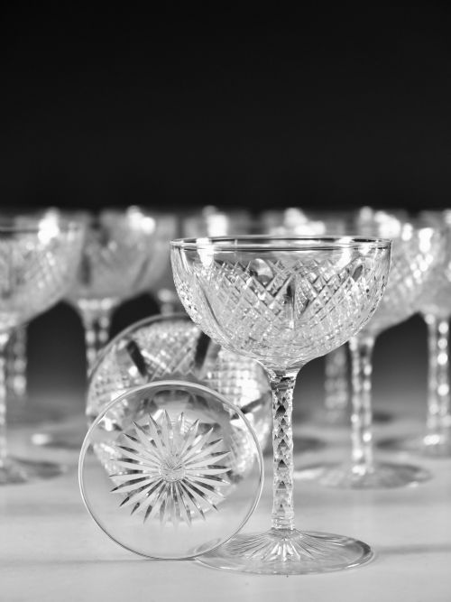 ANTIQUE GLASS SET OF 13 FINE QUALITY CHAMPAGNE GLASSES ENGLISH C1880 - ADDITIONAL PHOTO 10