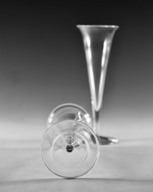 ANTIQUE GLASS PAIR OF CHAMPAGNE FLUTES ENGLISH C1820 - ADDITIONAL PHOTO 7